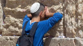 Symbolbild: Juden beten an der Klagemauer