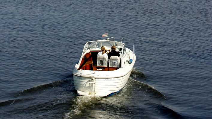 motorboot ummelden berlin