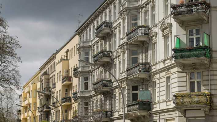 Altbaugebäude in der Jüterboger Straße in Berlin-Kreuzberg.