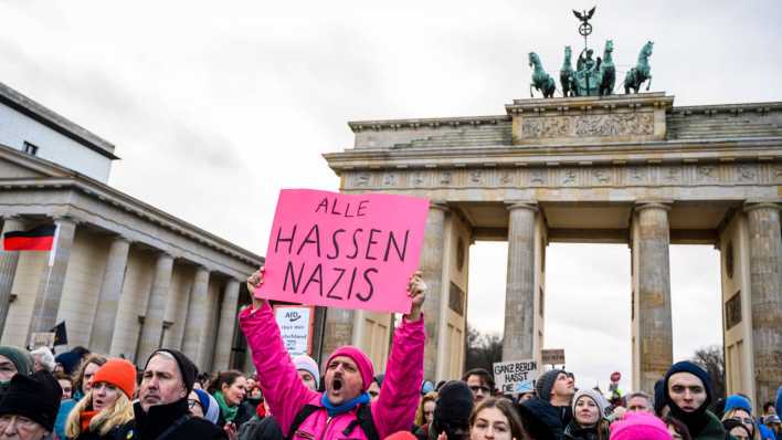 Kundgebung gegen Rechts am Brandenburger Tor