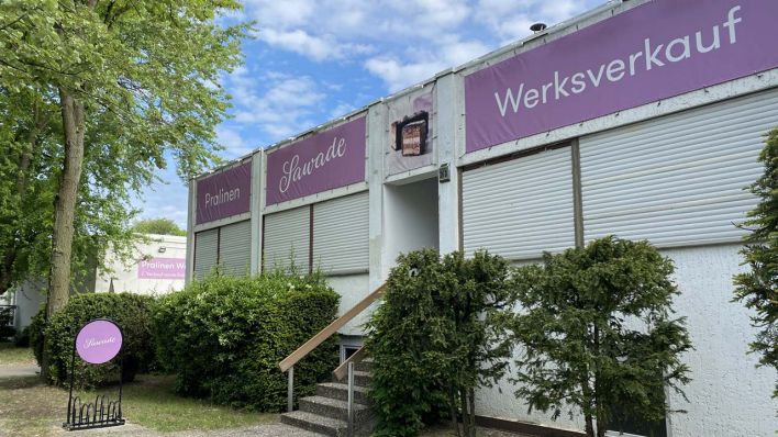 Am Unternehmenssitz von Sawade in der Wittestraße in Berlin-Reinickendorf werden die Pralinen und Trüffel hergestellt - und es gibt einen Werksverkauf.