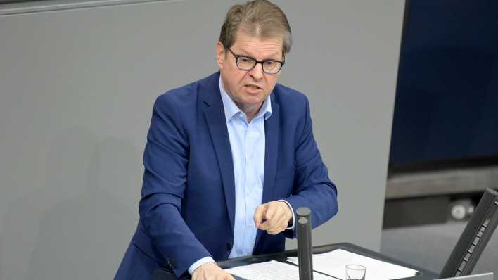 Ralf Stegner in der 157. Sitzung des Deutschen Bundestages im Reichstagsgebäude.