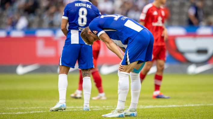 Herthas Luca Schuler ist nach Spielende enttäuscht.