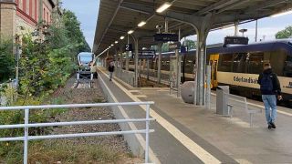 Oderlandbahn im Bahnhof (Bild: rbb/Nico Hecht)