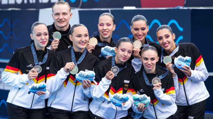 Synchronschwimmer Frithjof Seidel im Team bei EM Gold (Bild: IMAGO/Pasquale Mesiano / Deepbluemedia / Insidefoto)