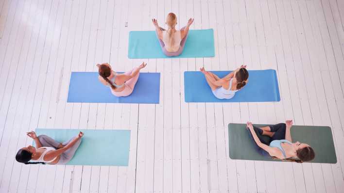 Yoga in der Gruppe