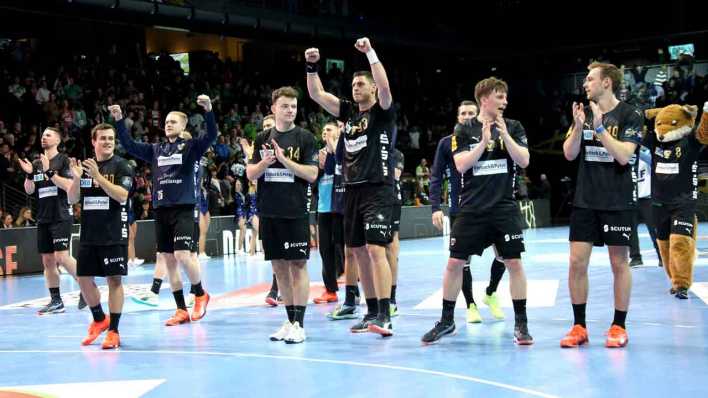 Handballspieler Füchse Berlin nach Siegen gegen Sportling Lissabon in den Champions League (Bild: IMAGO/nordphoto GmbH/Engler)