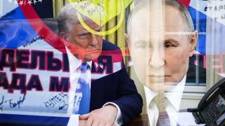 Fotomontage, auf der US-Präsident Donald Trump und der russische Präsident Wladimir Putin zu sehen sind.