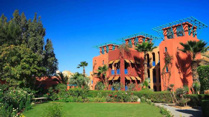 Blick auf ein Hotel im ägyptischen Ferienort El Gouna (Foto: imago images / Panthermedia)