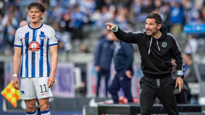 Stefan Leits, künftiger Trainer von Hertha BSC, hier noch in Diensten von Hannover 96