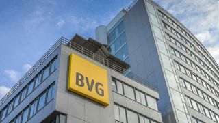 BVG Hauptsitz in der Holzmarktstraße in Berlin (Bild: picture alliance / Schoening)